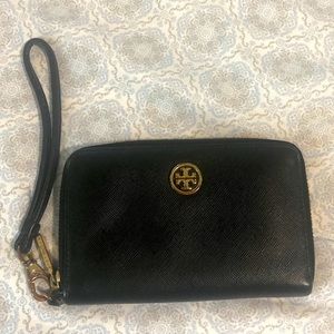 Tory Burch zip black wallet wristlet